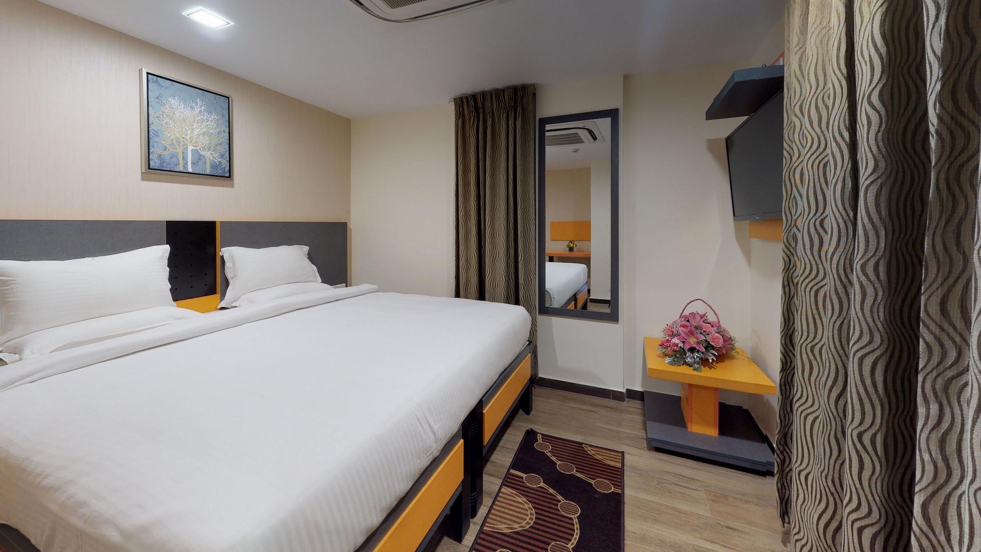 37Th Crescent Boutique Suites Бангалор Экстерьер фото