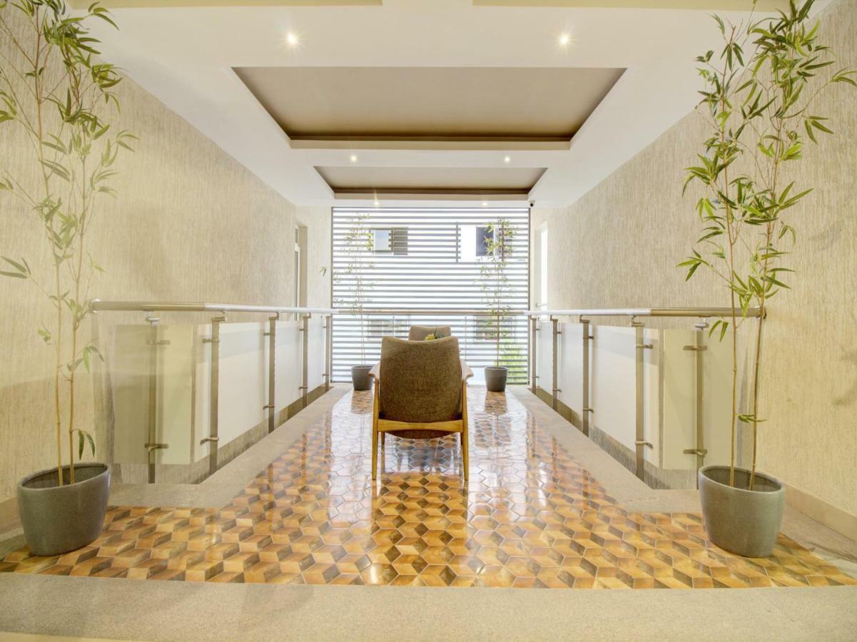 37Th Crescent Boutique Suites Бангалор Экстерьер фото